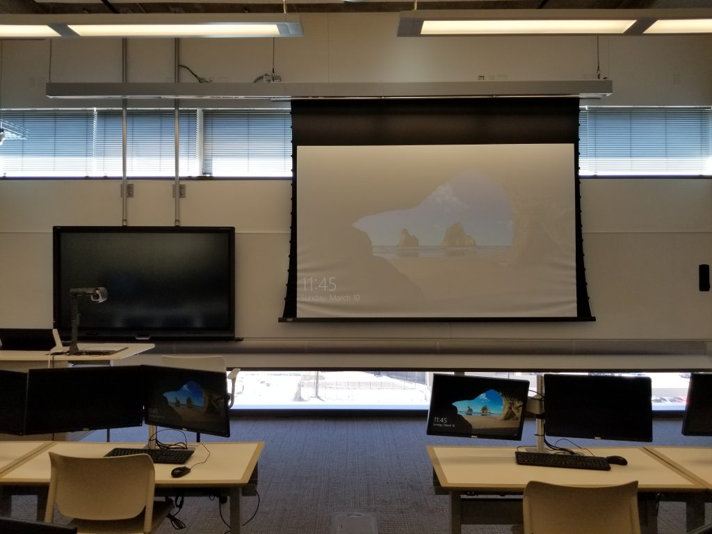 A lab/classroom with a projector.